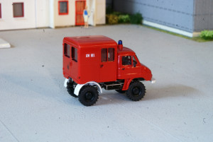 228-GW-Öl-MB Unimog U 4111.JPG