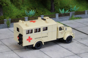 MB L 311 Küchenwagen 4.jpg