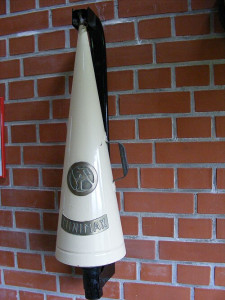 Deutsches_Feuerwehrmuseum_Fulda_-_Spitztüte_(Minimax).JPG