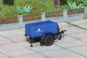 Anhänger Kompressor Diro 4.jpg