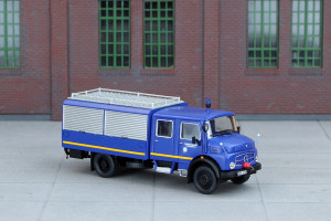 GKW72 MB_1113_2 2.jpg