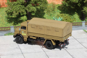 KatS Schule LKW MB 1113 3.jpg