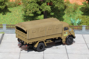 KatS Schule LKW MB 1113 8.jpg