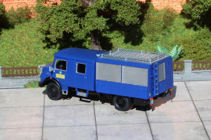 MKW72 MB_911_2 3.jpg