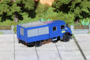 MKW72 MB_911_2 8.jpg